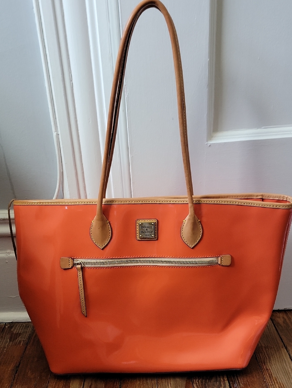 DOONEY & Bourke 1975 Patent Shoulder Bag